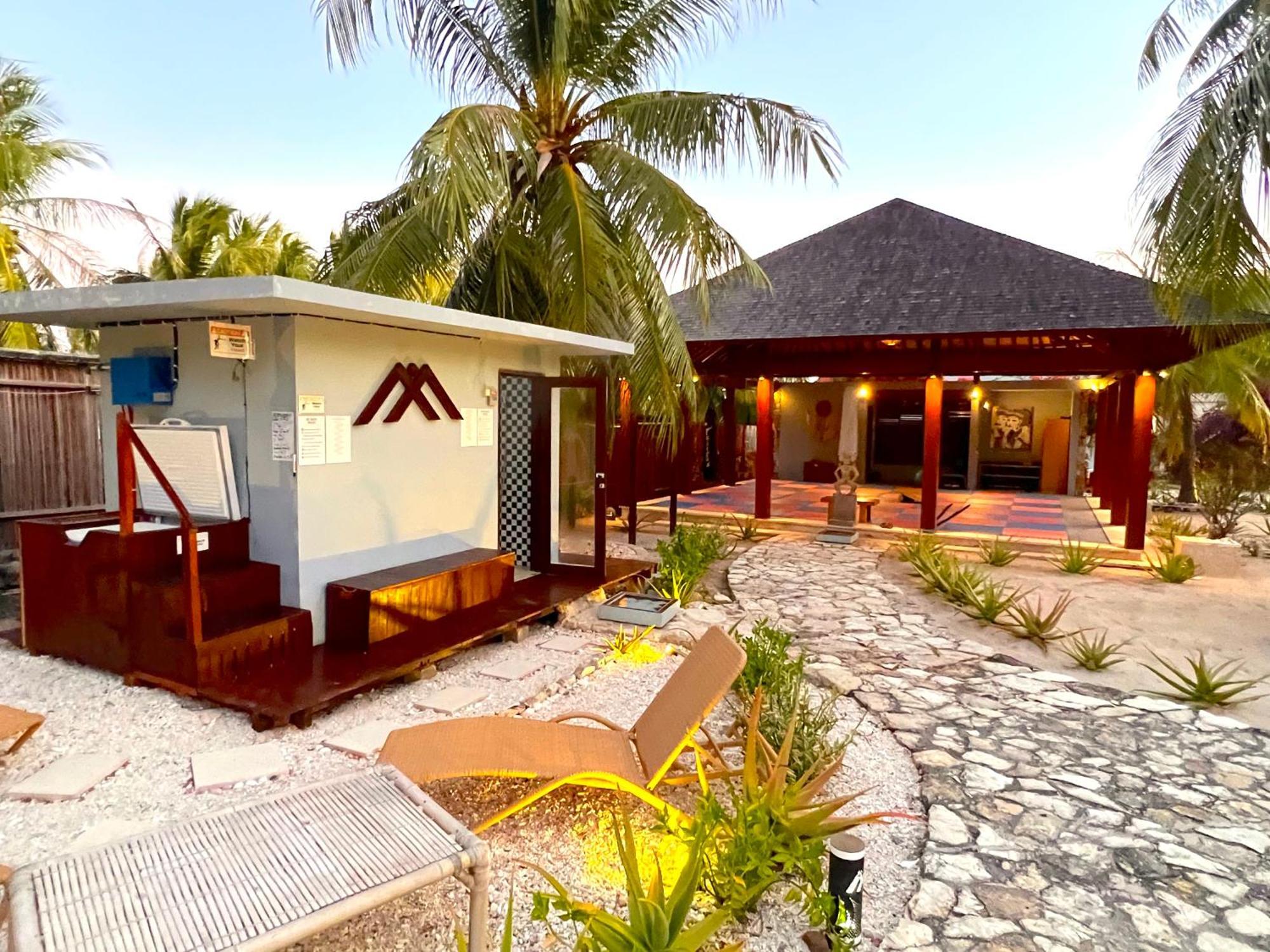 Manduna Resort Nembrala Esterno foto